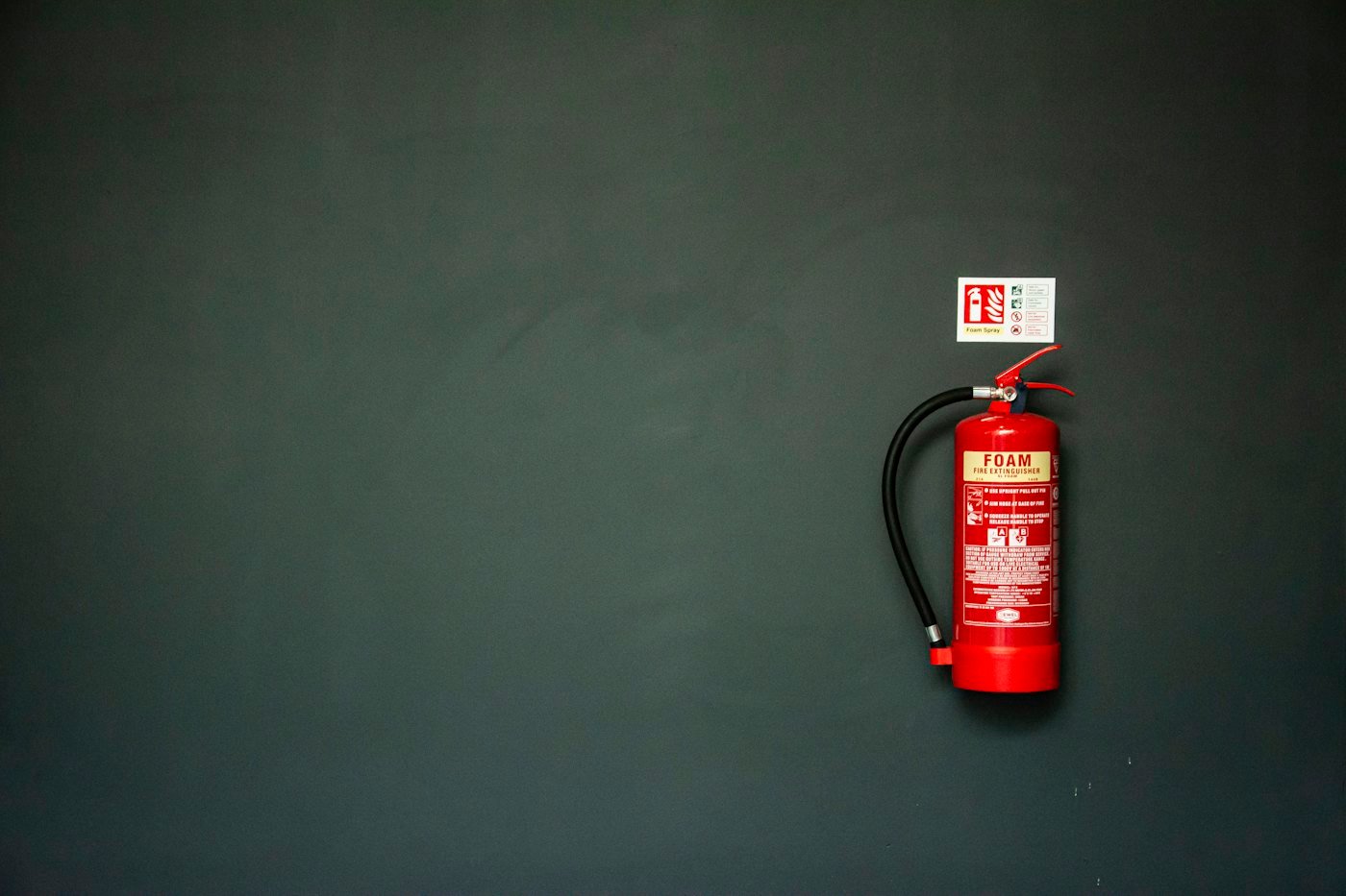 Fire extinguisher